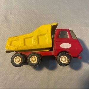 Vintage Tonka Mini 5" Red & Yellow Dump Truck Metal Pressed Steel